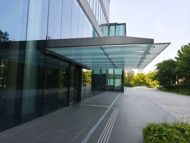 DNP市谷加賀町ビル（大日本印刷本社）