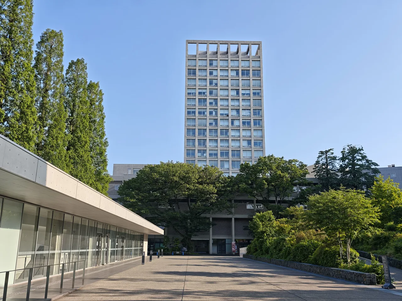 33号館｜早稲田大学戸山キャンパス