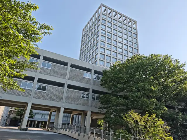 33号館｜早稲田大学戸山キャンパス