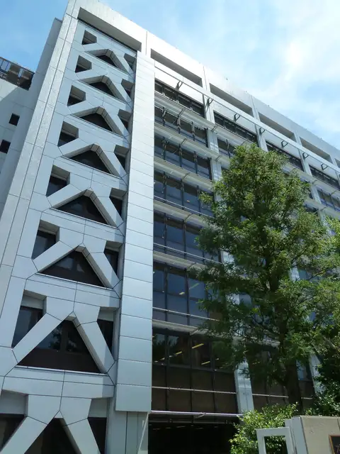 大正製薬本社1号館