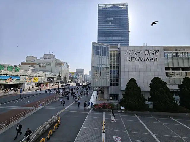 JR新宿ミライナタワー