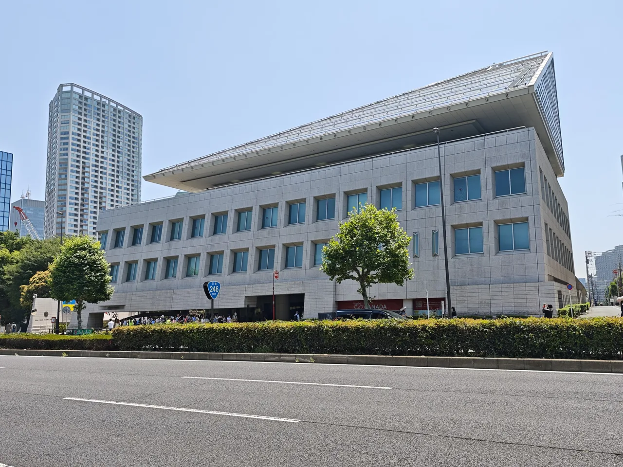 在日カナダ大使館