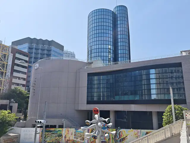 旧・こどもの城（国立総合児童センター）