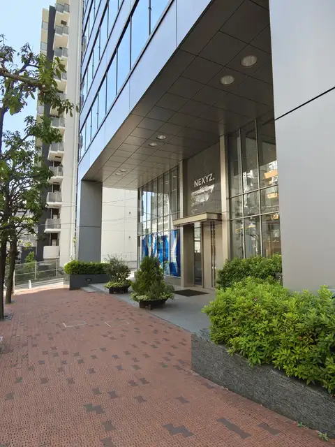 ネクシーズスクエアビル