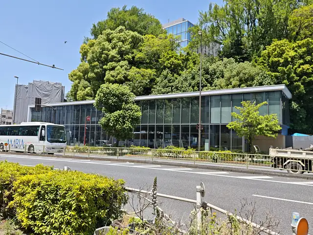 慶應義塾三田インフォメーションプラザ