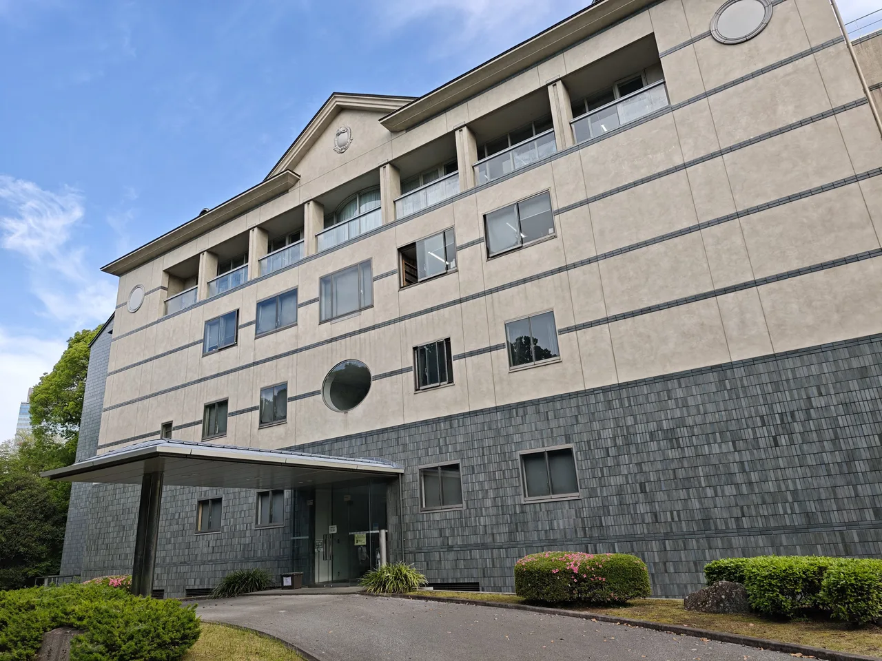 宮内庁書陵部庁舎