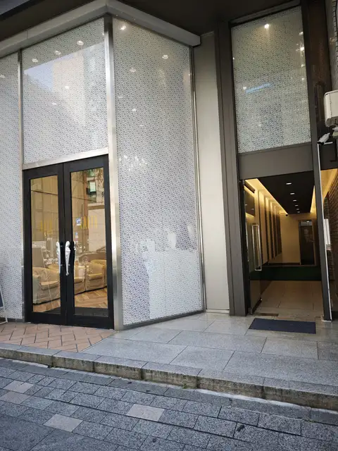 ニューギンザビル12号館