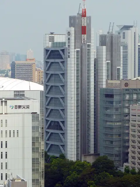 センチュリータワー（順天堂大学11号館）