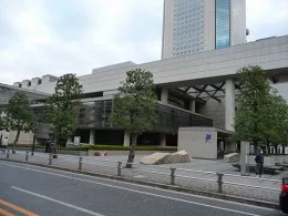 東京オペラシティタワー4