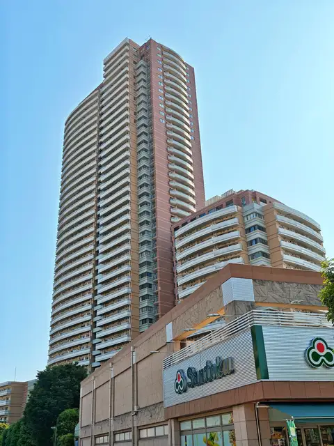 河田町コンフォガーデン住宅1号棟