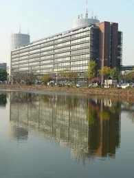 パレスサイドビル2