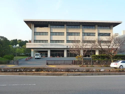 国立公文書館