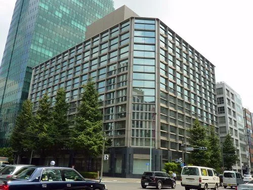 住友商事美土代ビル