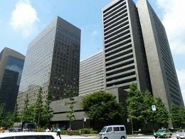 サンワ東京ビル（三菱東京UFJ銀行大手町ビル）3