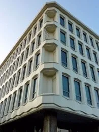 岸記念体育会館