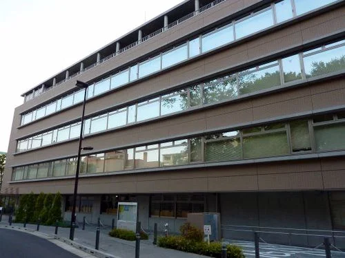 渋谷区立中央図書館