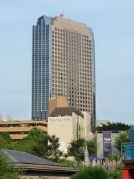 城山トラストタワー