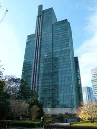 泉ガーデンタワー