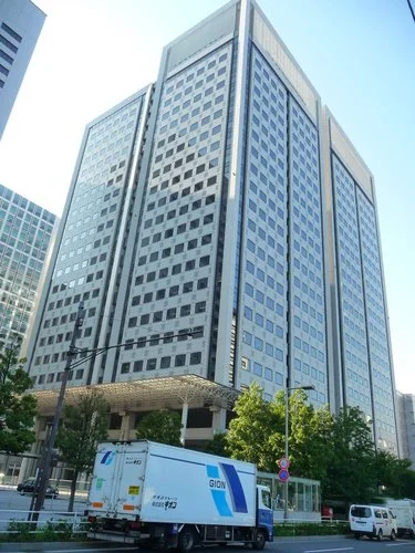 日立ソリューションズタワーA