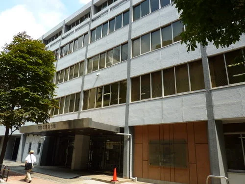 東京都医師会館