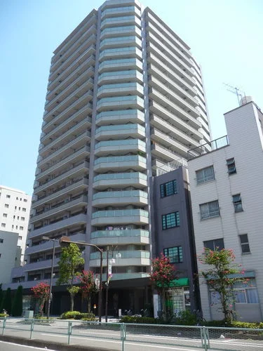 ル・サンクアイリスタワー