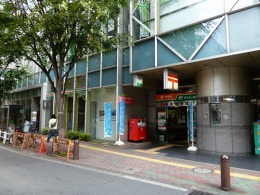 新宿郵便局3