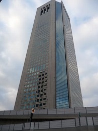 東京オペラシティタワー3